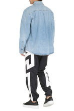Carica l'immagine nel visualizzatore di Gallery, Overshirt in denim
