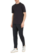 Carica l'immagine nel visualizzatore di Gallery, T-shirt girocollo in cotone
