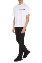 Carica l'immagine nel visualizzatore di Gallery, T-shirt con logo
