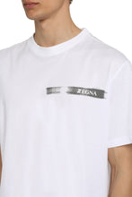 Carica l'immagine nel visualizzatore di Gallery, T-shirt con logo
