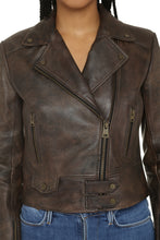 Carica l'immagine nel visualizzatore di Gallery, Giacca biker Sensibile in pelle
