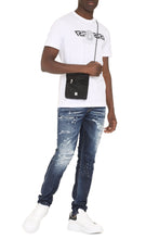 Carica l'immagine nel visualizzatore di Gallery, T-shirt con logo
