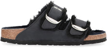 Carica l'immagine nel visualizzatore di Gallery, Slides Arizona shearling in suede
