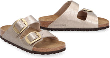 Carica l'immagine nel visualizzatore di Gallery, Slides Arizona Big Buckle in pelle con fibbie
