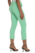 Carica l'immagine nel visualizzatore di Gallery, Pantaloni slim fit Parano in crêpe
