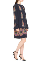 Carica l&#39;immagine nel visualizzatore di Gallery, Abito in crêpe stampato
