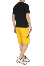Carica l'immagine nel visualizzatore di Gallery, T-shirt girocollo in cotone
