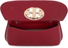 Carica l'immagine nel visualizzatore di Gallery, Clutch Reva in pelle martellata
