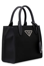 Carica l'immagine nel visualizzatore di Gallery, Mini-bag in nylon e pelle
