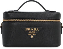 Carica l'immagine nel visualizzatore di Gallery, Beauty case in pelle

