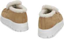 Carica l'immagine nel visualizzatore di Gallery, Slip-on in pelle scamosciata
