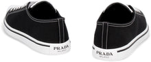 Carica l'immagine nel visualizzatore di Gallery, Sneakers low-top in tessuto
