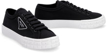 Carica l'immagine nel visualizzatore di Gallery, Sneakers low-top in tela
