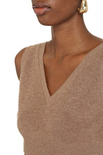 Carica l'immagine nel visualizzatore di Gallery, Crop top in maglia
