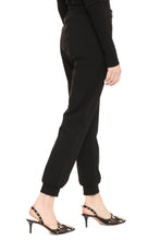 Carica l'immagine nel visualizzatore di Gallery, Pantaloni joggers in maglia
