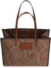 Carica l'immagine nel visualizzatore di Gallery, Tote bag Globetrotter con motivo paisley

