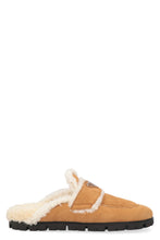 Carica l'immagine nel visualizzatore di Gallery, Slippers in montone
