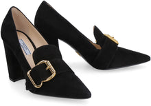 Load image into Gallery viewer, Suede pointy-toe pumps

