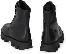Load image into Gallery viewer, Leather combat boots
