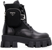 Load image into Gallery viewer, Lug-sole lace-up boots

