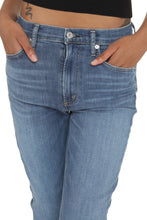 Load image into Gallery viewer, Isola Cropped jeans
