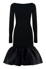 Carica l&#39;immagine nel visualizzatore di Gallery, Abito in maglia con orlo peplum
