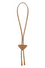 Carica l'immagine nel visualizzatore di Gallery, Collana in pelle saffiano

