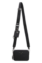 Carica l'immagine nel visualizzatore di Gallery, Messenger bag in pelle e nylon
