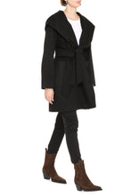 Load image into Gallery viewer, Rialto hooded camel-wool coat
