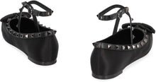 Carica l'immagine nel visualizzatore di Gallery, Valentino Garavani - Ballerine Rockstud in raso
