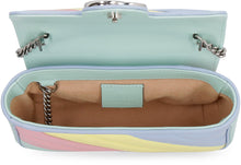 Carica l'immagine nel visualizzatore di Gallery, Mini-bag GG Marmont in pelle trapuntata
