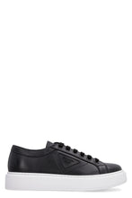 Carica l'immagine nel visualizzatore di Gallery, Sneakers low-top in pelle
