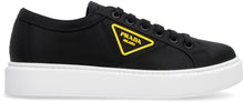 Carica l'immagine nel visualizzatore di Gallery, Sneakers low-top in nylon
