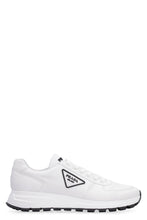 Carica l'immagine nel visualizzatore di Gallery, Sneakers low-top in tessuto
