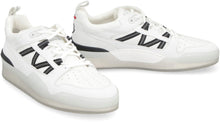 Carica l'immagine nel visualizzatore di Gallery, Sneakers low-top Pivot in pelle
