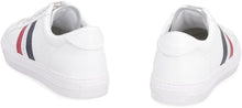 Carica l'immagine nel visualizzatore di Gallery, Sneakers low-top New Monaco
