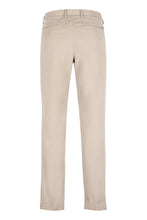 Carica l'immagine nel visualizzatore di Gallery, Pantaloni chino Kaito1 in cotone stretch
