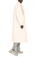 Carica l'immagine nel visualizzatore di Gallery, BOSS x Russell Athletic - Trench coat in tessuto impermeabile

