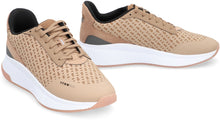 Carica l'immagine nel visualizzatore di Gallery, Sneakers low-top in tessuto

