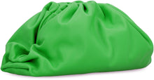 Carica l'immagine nel visualizzatore di Gallery, Clutch Pouch in pelle
