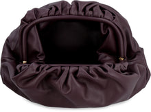 Carica l'immagine nel visualizzatore di Gallery, Clutch The Pouch in pelle
