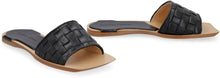 Load image into Gallery viewer, Leather flat sandals

