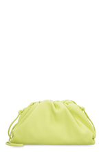 Carica l'immagine nel visualizzatore di Gallery, Clutch The Pouch 20 in pelle

