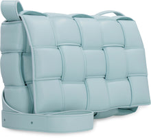 Carica l'immagine nel visualizzatore di Gallery, Borsa a tracolla Padded Cassette in pelle
