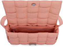 Carica l'immagine nel visualizzatore di Gallery, Borsa a tracolla Padded Cassette in pelle
