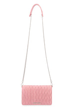 Carica l'immagine nel visualizzatore di Gallery, Pochette in pelle matelassé
