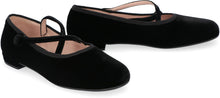 Load image into Gallery viewer, Velvet ballet flats
