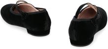 Load image into Gallery viewer, Velvet ballet flats
