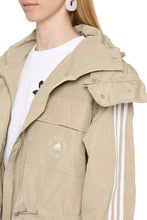 Carica l'immagine nel visualizzatore di Gallery, Parka Jessa in tessuto tecnico - adidas by Stella McCartney
