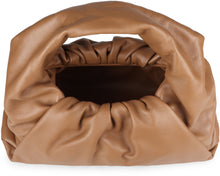 Carica l'immagine nel visualizzatore di Gallery, The Shoulder Pouch in pelle
